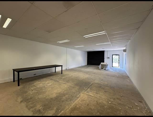 100.70M² WAREHOUSE TO LET IN HIGHVELD BUSINESS PARK