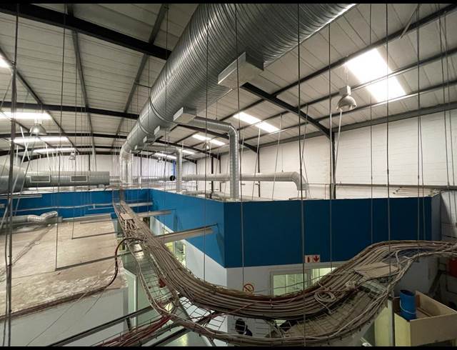 521M² WAREHOUSE RENTED IN BELLVILLE SOUTH INDUSTRIA