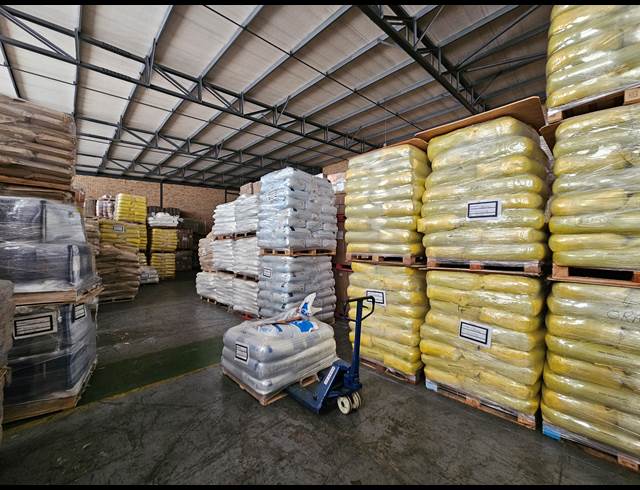 963M² WAREHOUSE TO LET IN NORTH RIDING