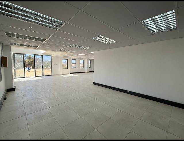 2,317M² WAREHOUSE TO LET IN MULDERSDRIFT