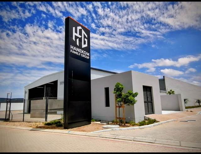 565M² WAREHOUSE TO LET IN STIKLAND INDUSTRIAL