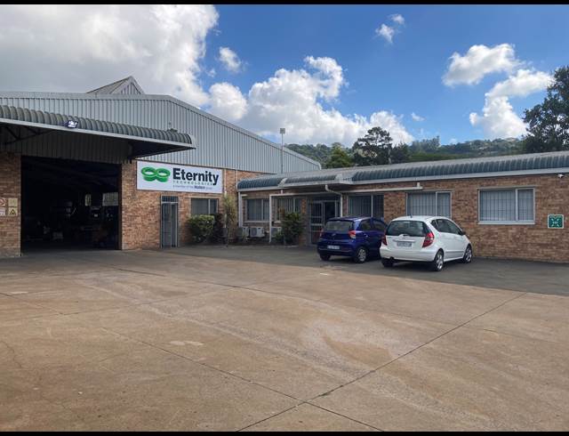 940M² WAREHOUSE TO LET IN WESTMEAD