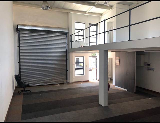 142M² WAREHOUSE RENTED IN BARBEQUE DOWNS