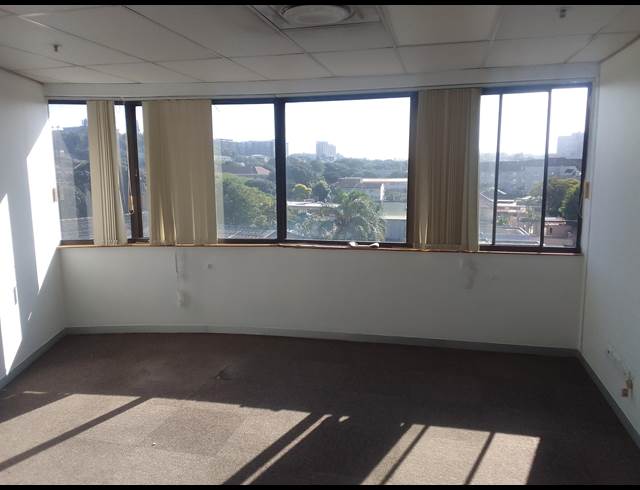 1,410M² OFFICE TO LET IN MUSGRAVE