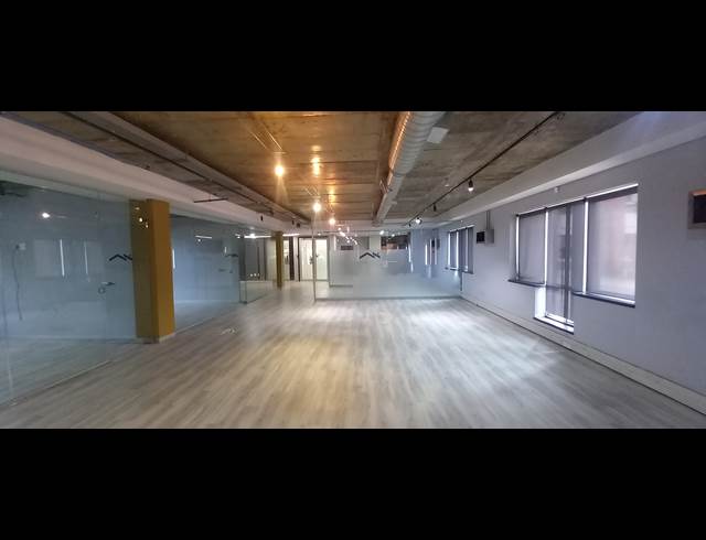 733M² OFFICE TO LET IN WOODMEAD