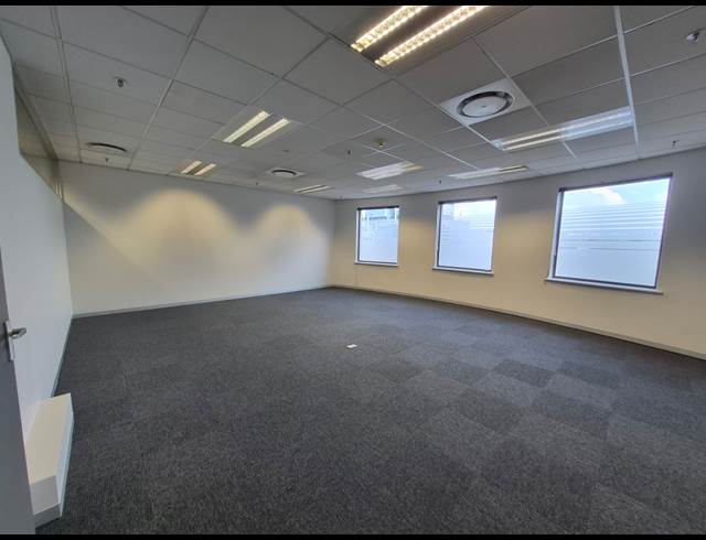 712M² OFFICE TO LET IN ROSEBANK