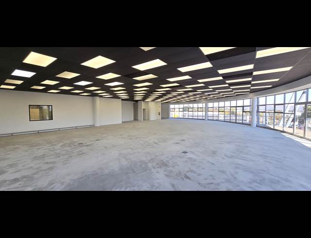 915M² RETAIL TO LET IN HONEYDEW