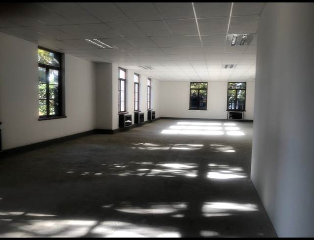 188M² OFFICE TO LET IN WIERDA VALLEY