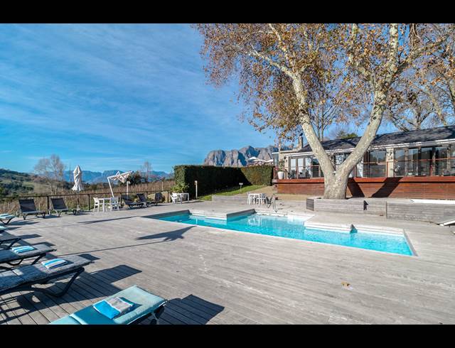 0.5 BEDROOM APARTMENT TO LET IN STELLENBOSCH FARMS