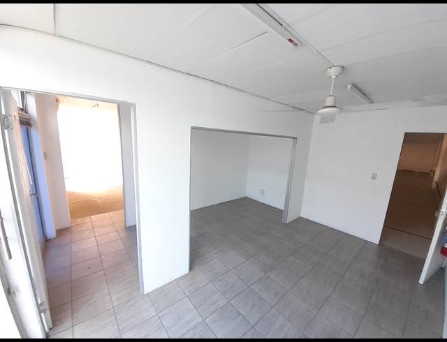 498M² WAREHOUSE TO LET IN HONEYDEW
