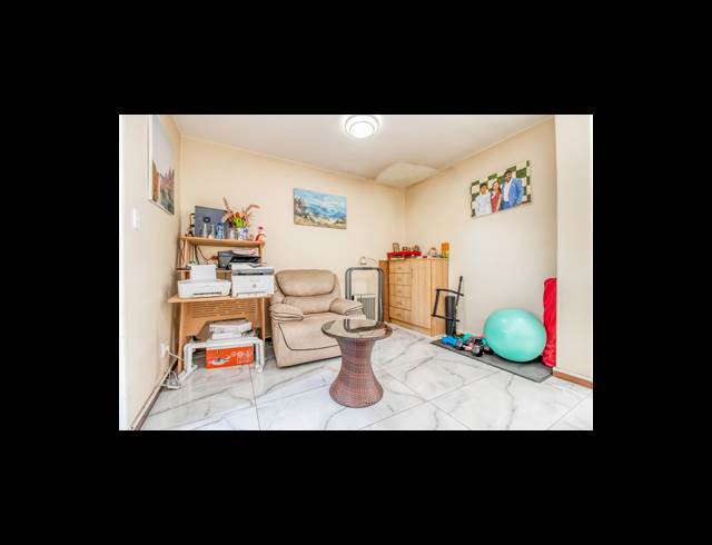 3 BEDROOM APARTMENT TO LET IN SANDTON CENTRAL