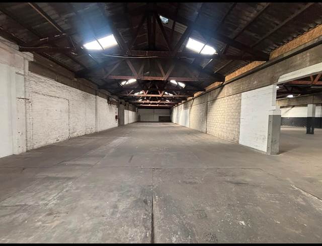1,550M² WAREHOUSE TO LET IN EPPING INDUSTRIAL