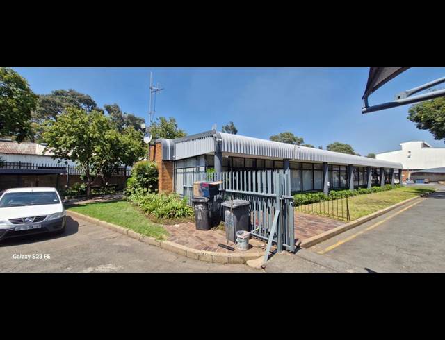 810M² WAREHOUSE TO LET IN SELBY