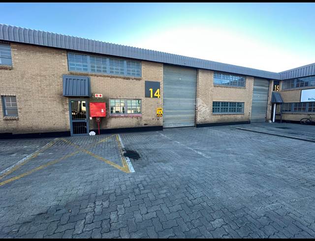 488M² WAREHOUSE TO LET IN ELANDSFONTEIN