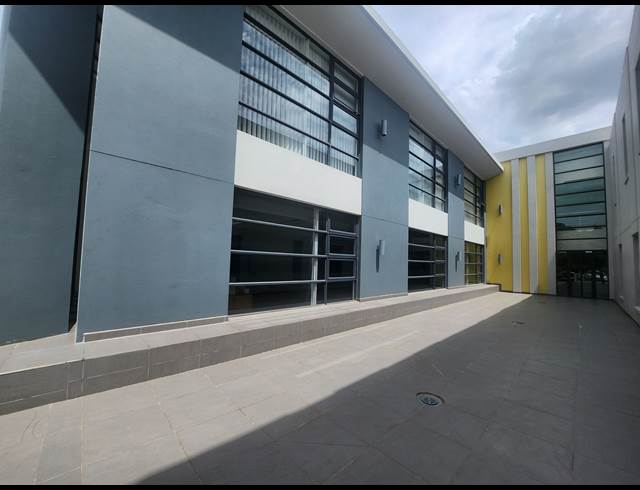 466M² OFFICE TO LET IN HALFWAY HOUSE