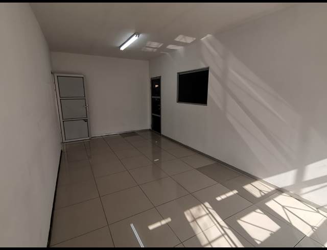 133M² OFFICE TO LET IN VALHALLA