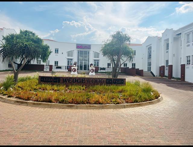 1,224M² OFFICE TO LET IN BRYANSTON