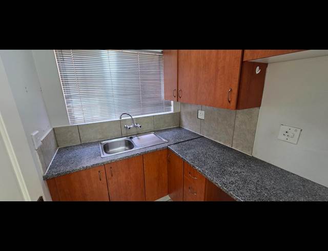 110M² OFFICE TO LET IN NELSPRUIT EXT 1