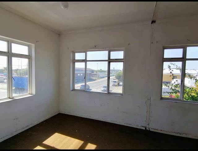 362M² WAREHOUSE TO LET IN EPPING INDUSTRIAL