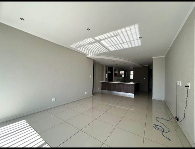 2 BEDROOM PROPERTY TO RENT IN MENLO PARK