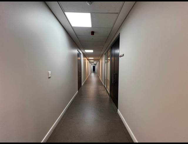 7,600M² WAREHOUSE TO LET IN LOUWLARDIA