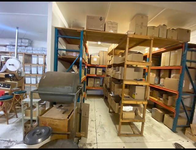 151M² WAREHOUSE TO LET IN WETTON