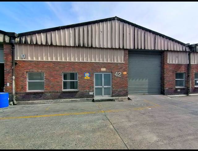 539M² WAREHOUSE TO LET IN BELLVILLE SOUTH