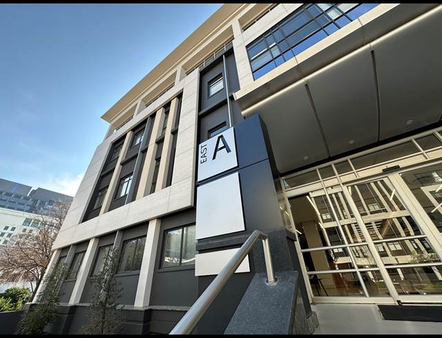 295M² OFFICE TO LET IN SANDTON CENTRAL