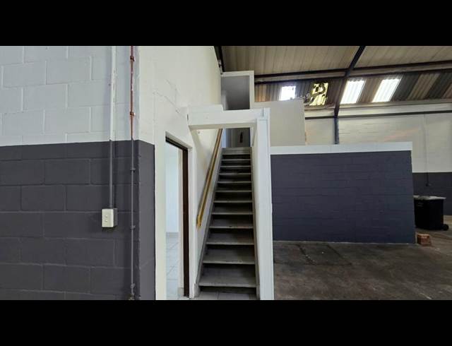 INDUSTRIAL PROPERTY TO RENT IN STIKLAND INDUSTRIAL