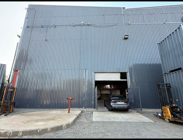 1,200M² WAREHOUSE TO LET IN CITY DEEP