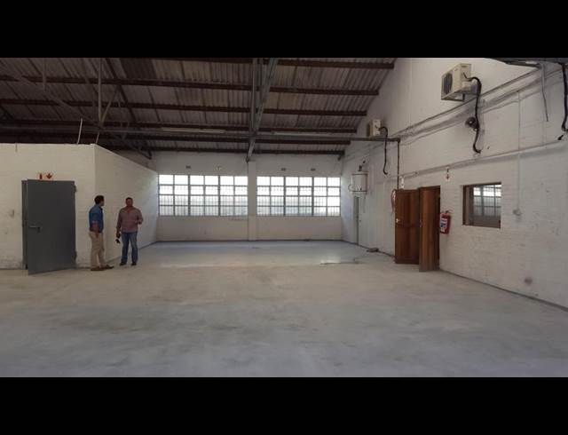 INDUSTRIAL PROPERTY TO RENT IN PAARDEN EILAND