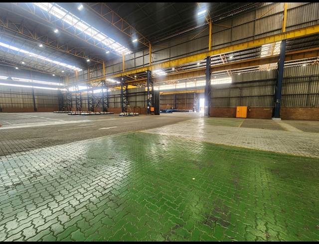 6,000M² WAREHOUSE TO LET IN ROODEKOP