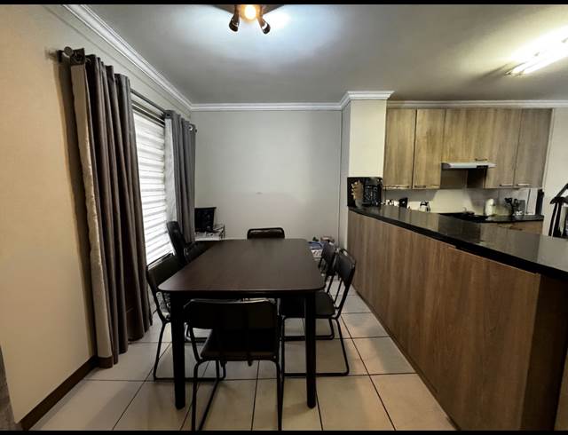 2 BEDROOM APARTMENT TO LET IN SANDTON CENTRAL