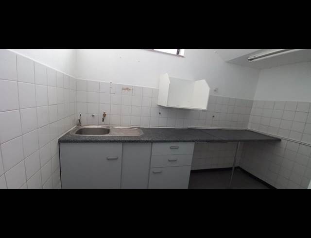 508M² OFFICE TO LET IN CITY & SUBURBAN