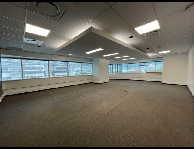 950M² OFFICE TO LET IN CAPE TOWN CITY CENTRE