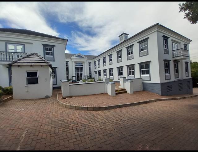 559M² OFFICE TO LET IN BRYANSTON
