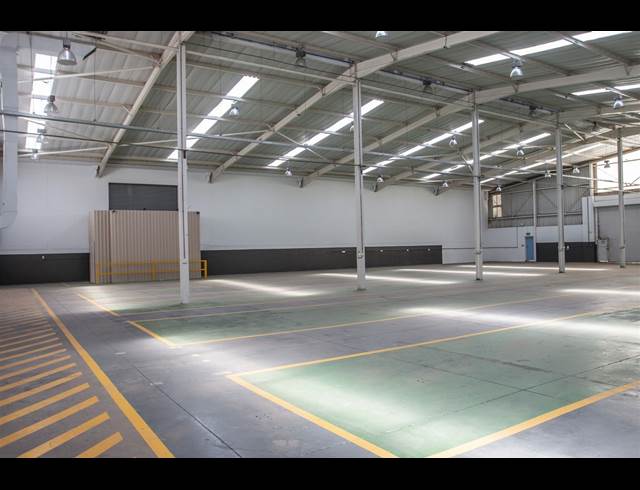 6,708M² WAREHOUSE TO LET IN RANDJESPARK
