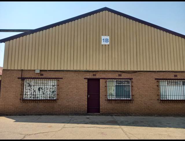 599M² WAREHOUSE TO LET IN ANDERBOLT