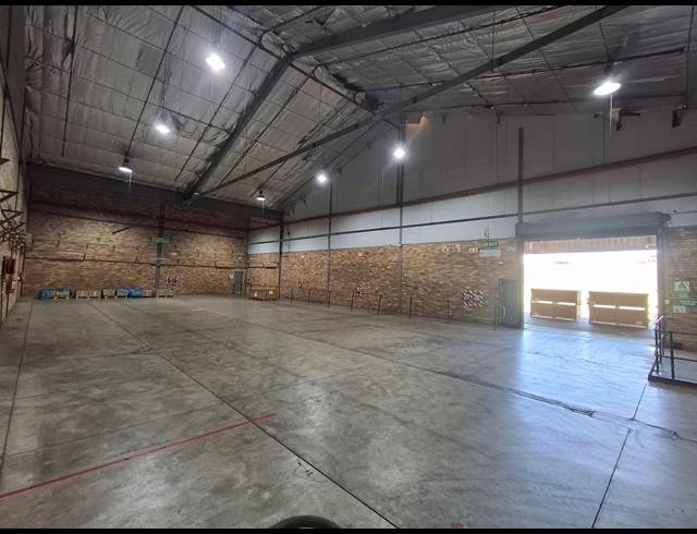 5,000M² WAREHOUSE TO LET IN WOODBROOK