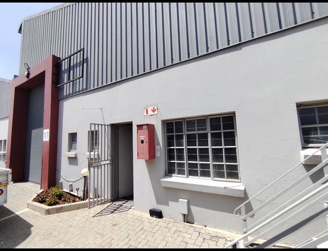 366M² WAREHOUSE TO LET IN CITY DEEP