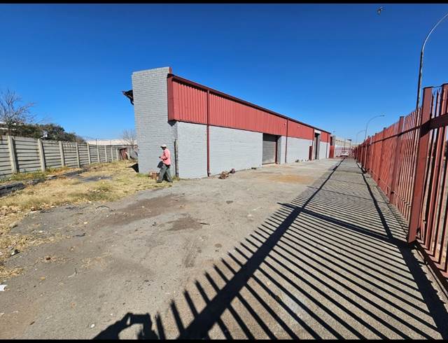 800M² FACTORY TO LET IN BENONI SOUTH
