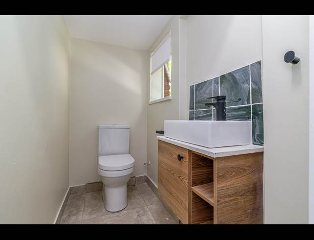 2 BEDROOM APARTMENT TO LET IN SANDOWN