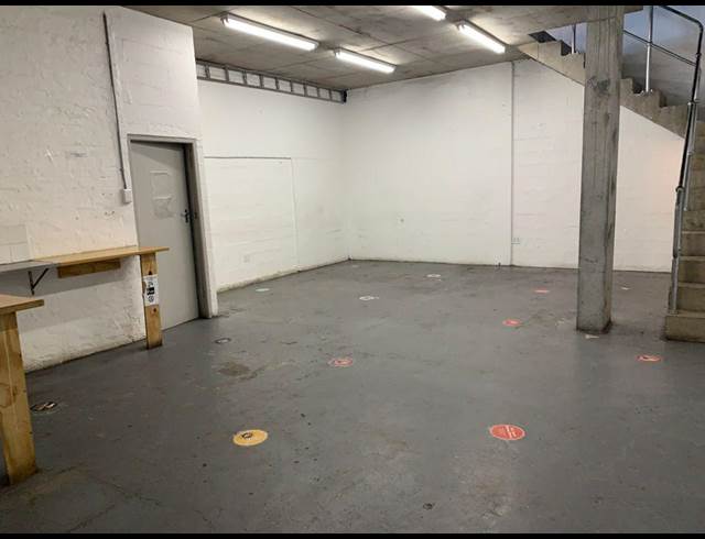 98M² WAREHOUSE TO LET IN MAITLAND