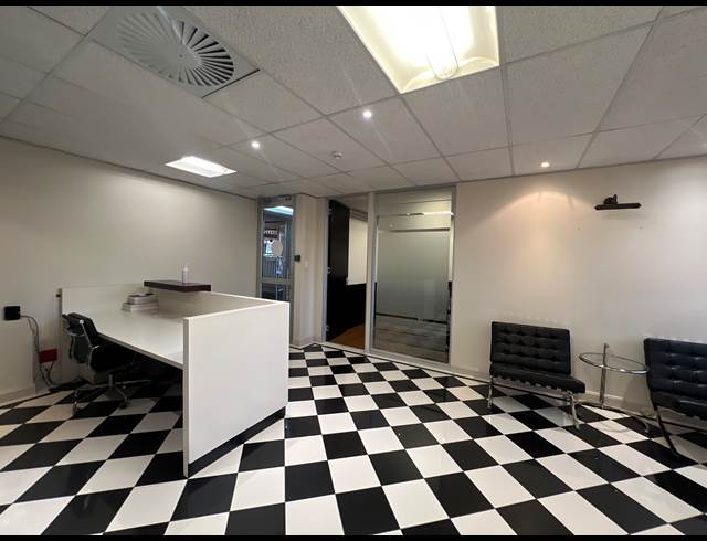 283M² OFFICE TO LET IN ROSEBANK
