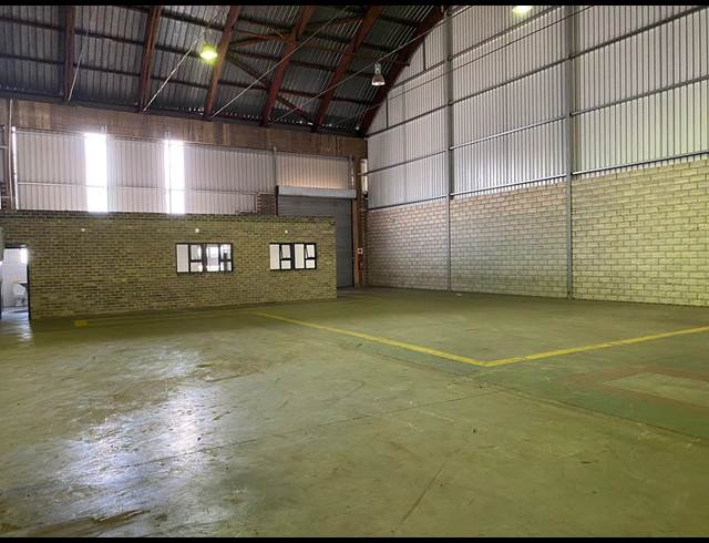 460M² WAREHOUSE TO LET IN DRIEHOEK