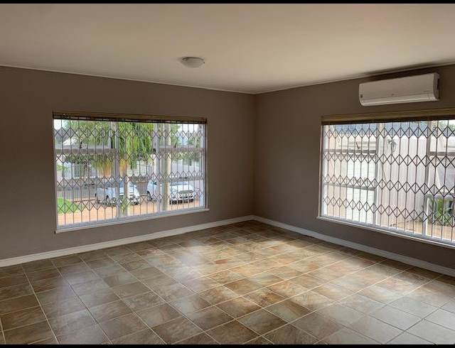 60M² BUSINESS TO LET IN DURBANVILLE CENTRAL