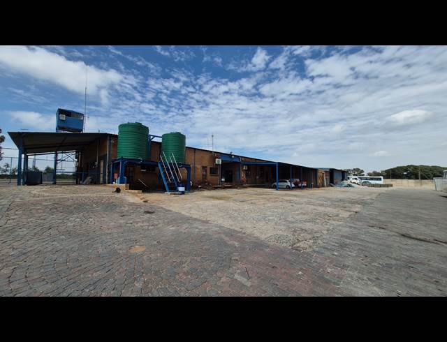 1,500M² FACTORY TO LET IN MOREHILL