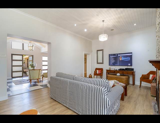 4 BEDROOM HOUSE TO LET IN STELLENBOSCH FARMS