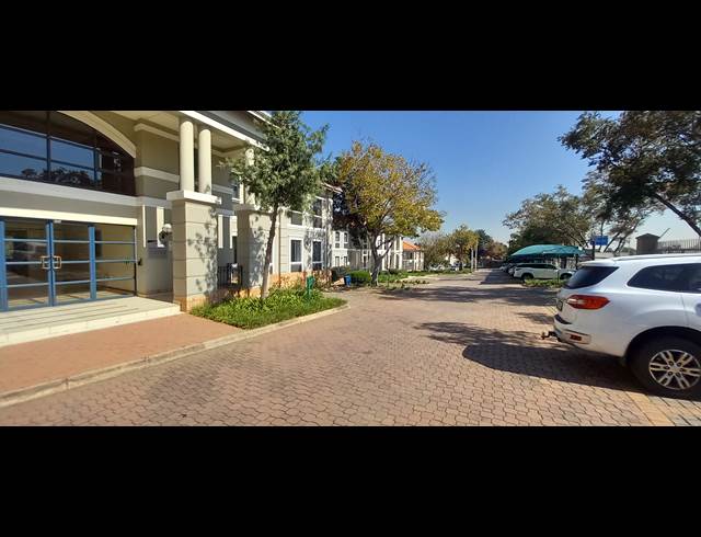 360M² OFFICE TO LET IN WOODMEAD