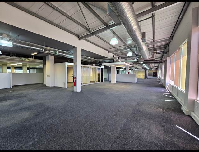 3,000M² OFFICE TO LET IN NORTHGATE BUSINESS PARK